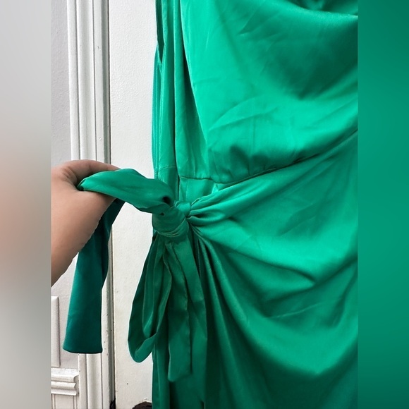Merokeety Women’s Large Green One-Shoulder Satin Wrap Midi Dress with Slit - Picture 5 of 12